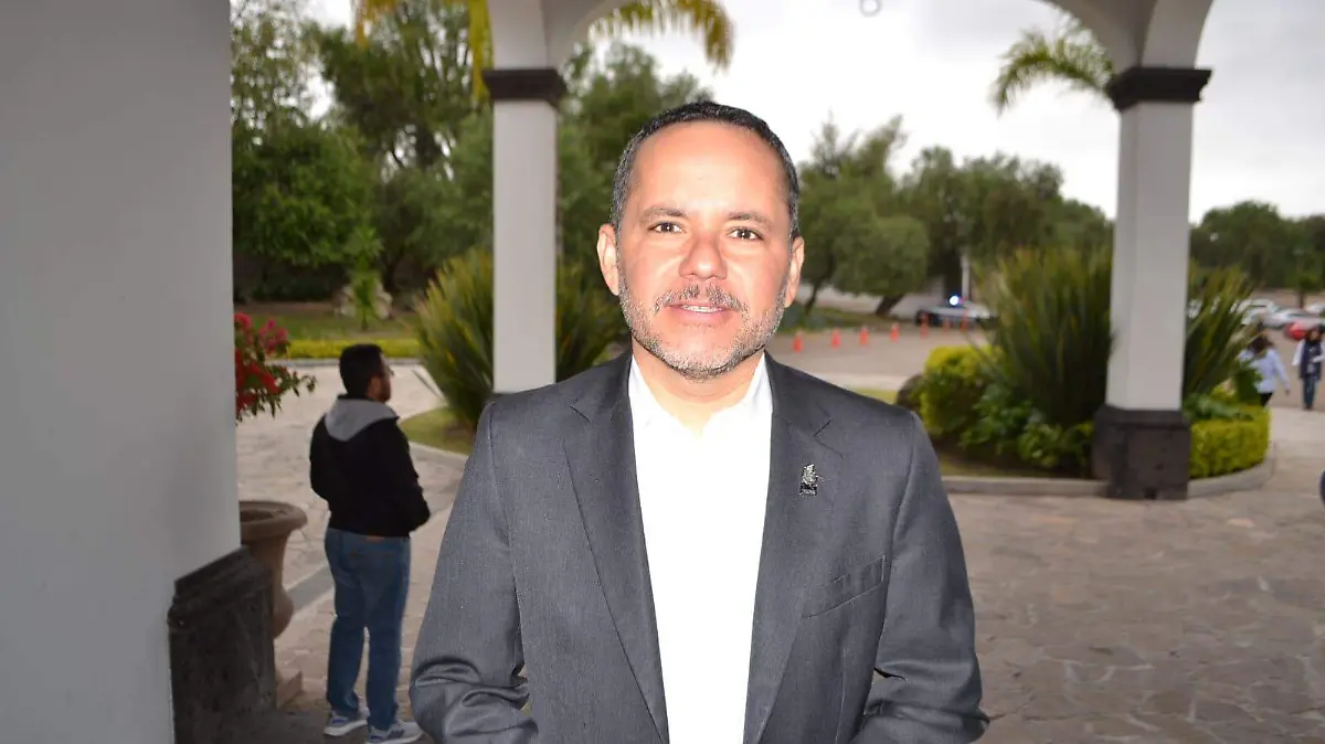 Gerardo Ángeles SJR